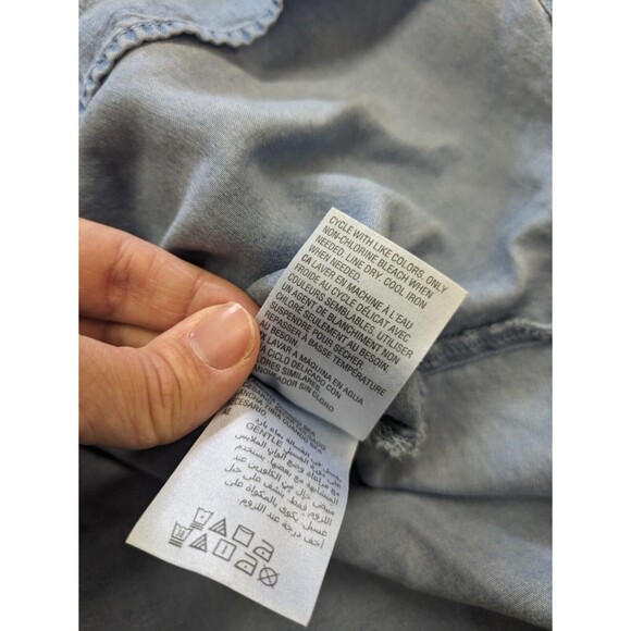 Style & Co Women's Lyocell Chambray Button Up Shirt Blue Roll Tab Sleeve Large - Picture 7 of 9